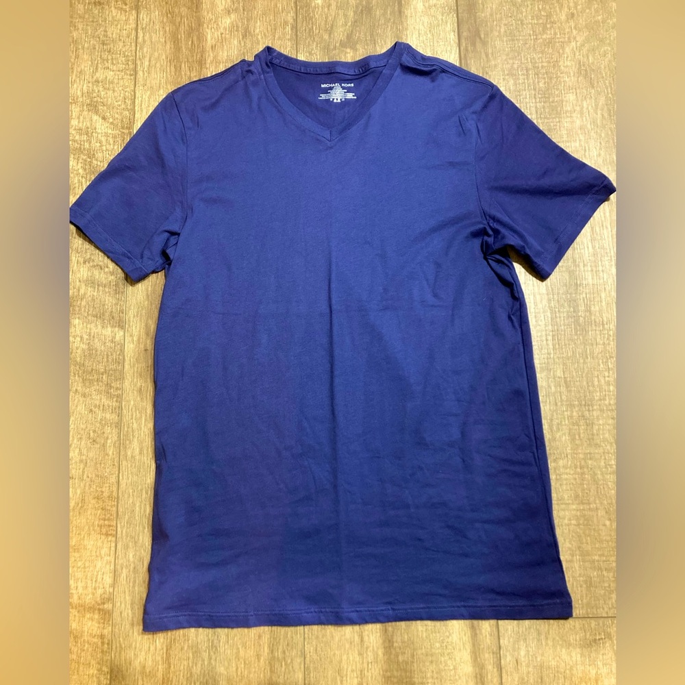 Michael Kors navy blue fitted vneck tee